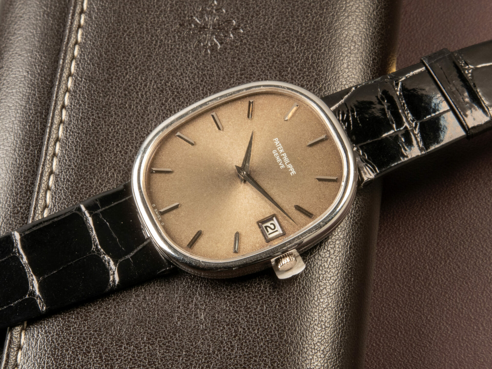 Patek Philippe Ellipse Jumbo Serviced - Quadrante Tropical Blu Virato Al Grigio - immagine 2