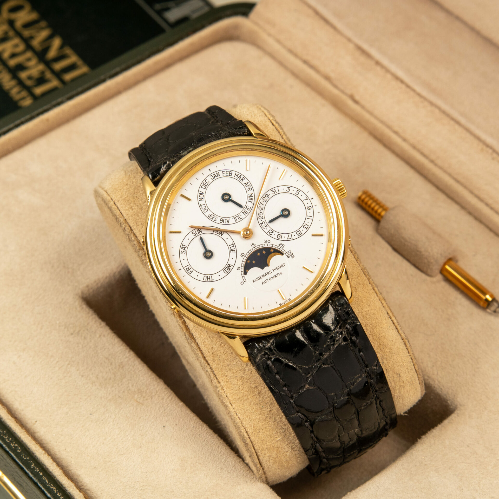 Audemars Piguet Perpetual Calendar Full Set Ref. 5548BA B Series 'Swiss Only'