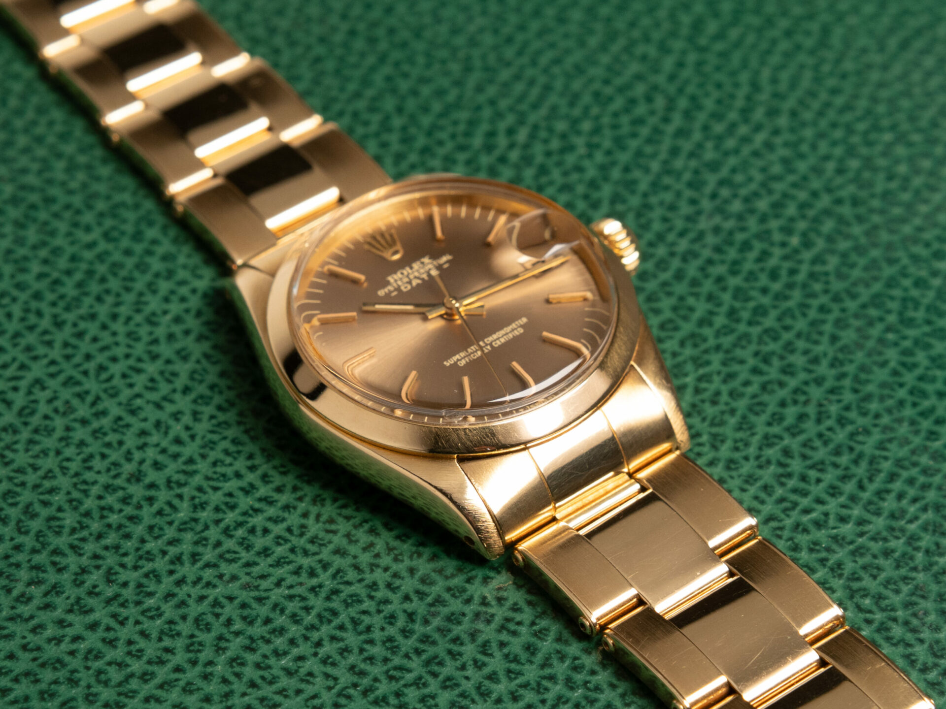 Rolex Date Ref. 6624 Tropical Dial 30 mm 18 k Gold - immagine 5