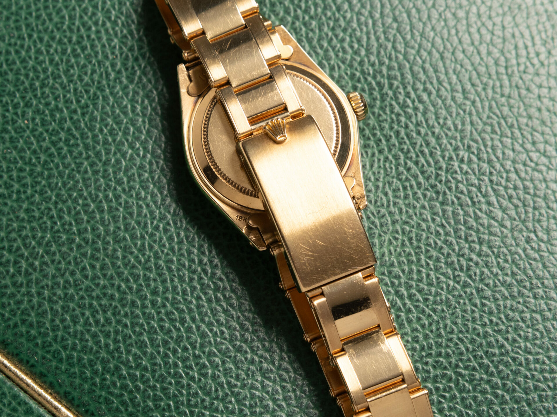 Rolex Date Ref. 6624 Tropical Dial 30 mm 18 k Gold - immagine 9