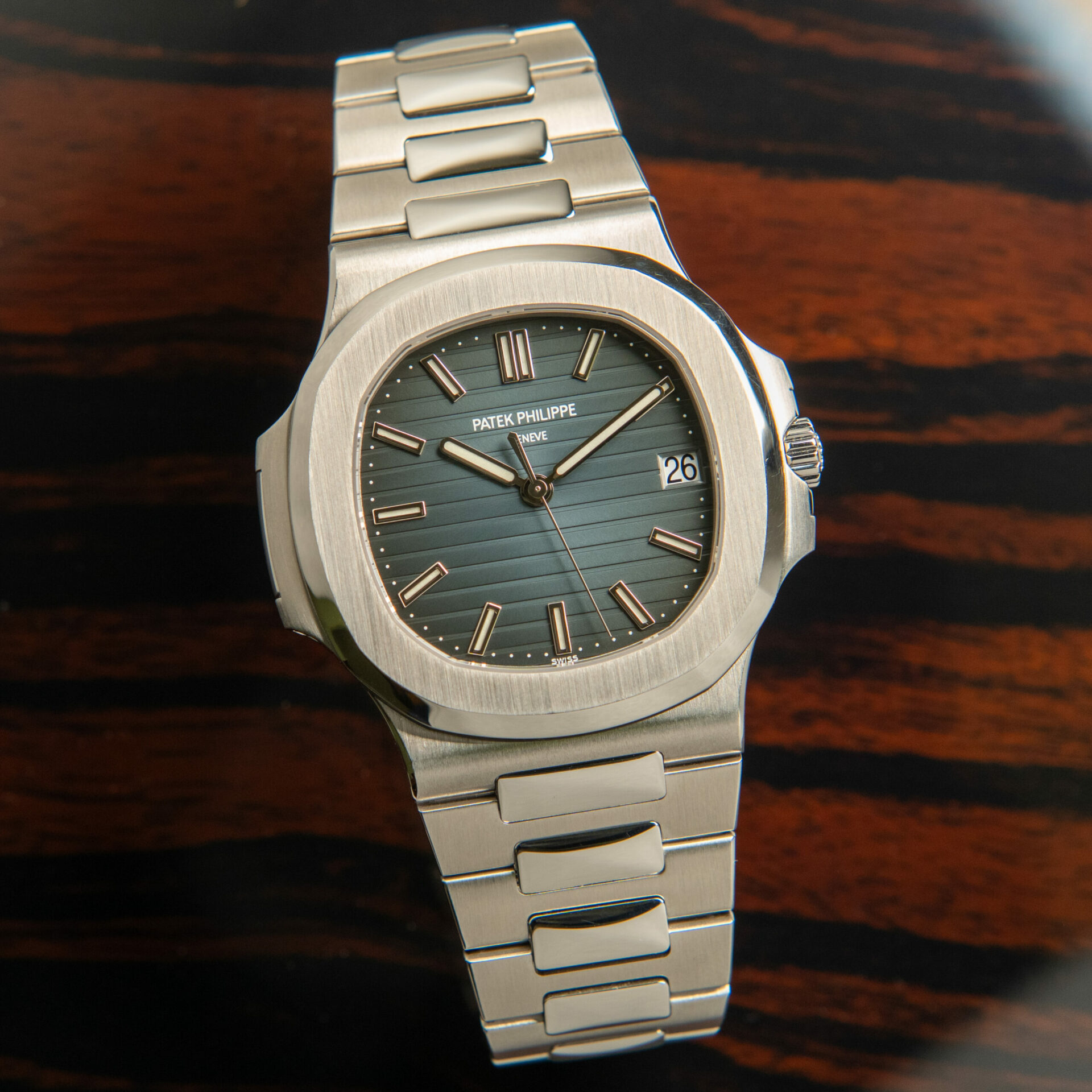 Patek Philippe Nautilus 5711 'Led Blue Dial' Full Set Official Service