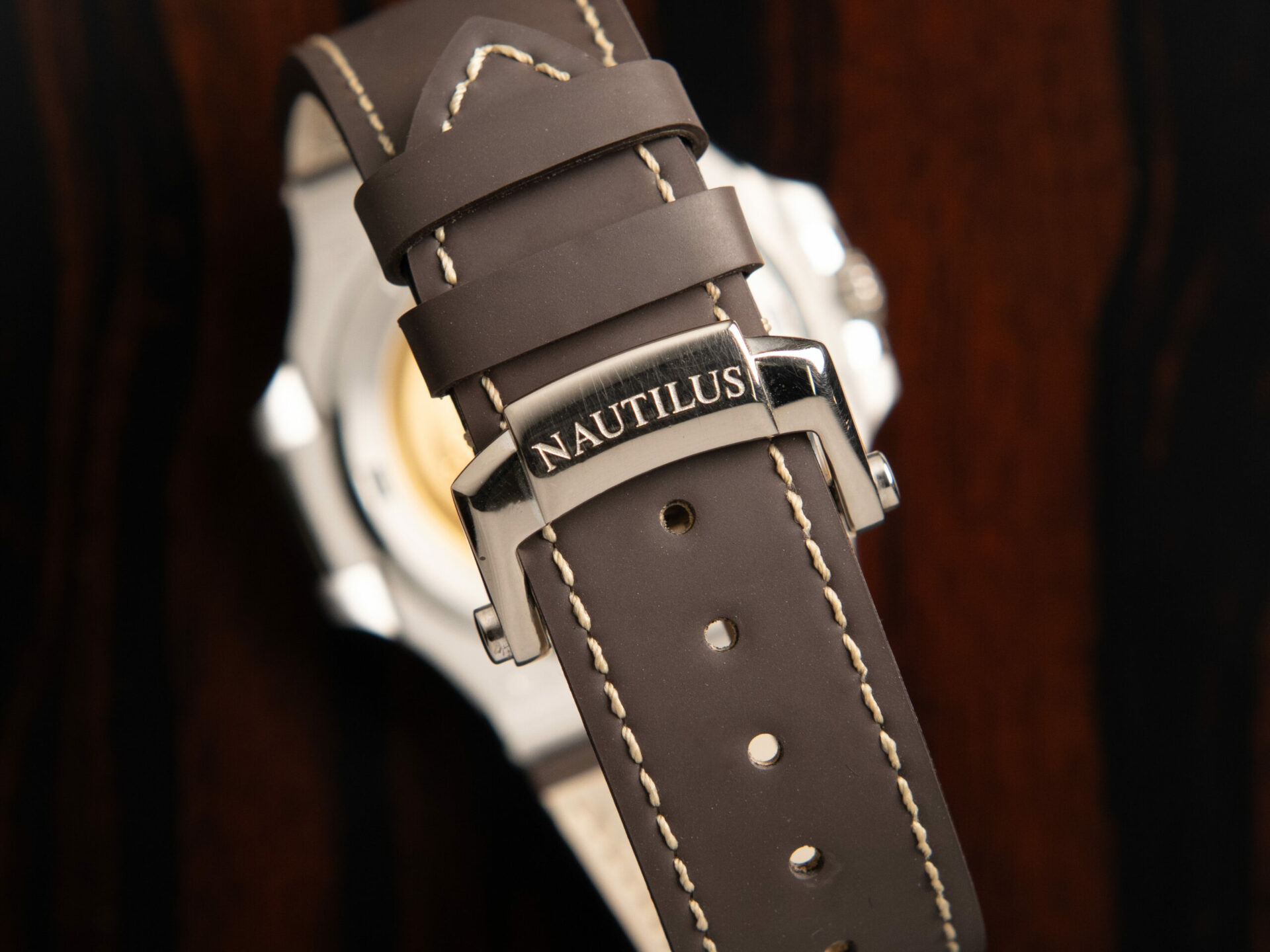 Patek Philippe Nautilus 5711 White Gold Full Set - immagine 5