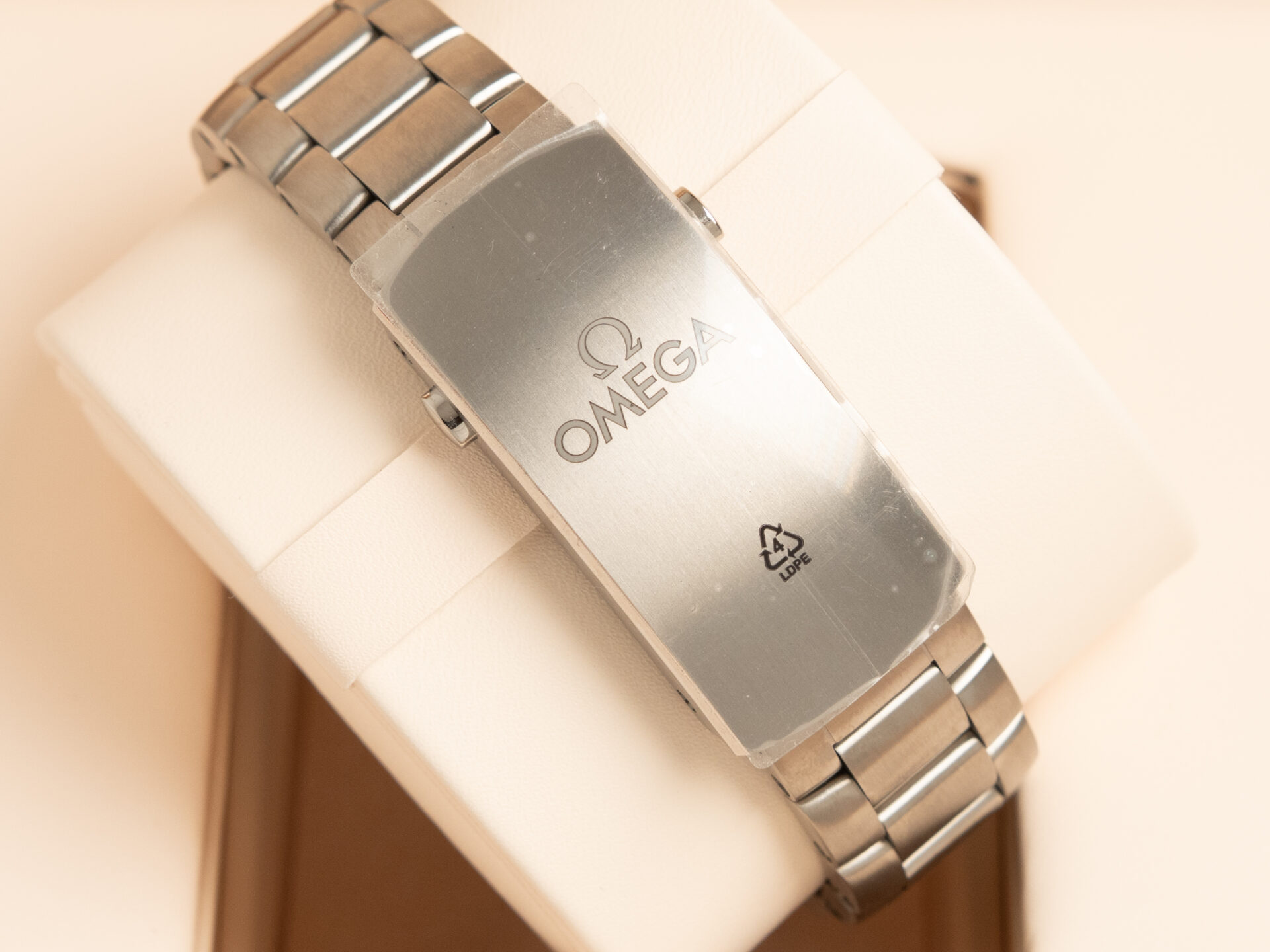 Omega NEW 2025 Seamaster Planet Ocean 600M Titanium - immagine 3