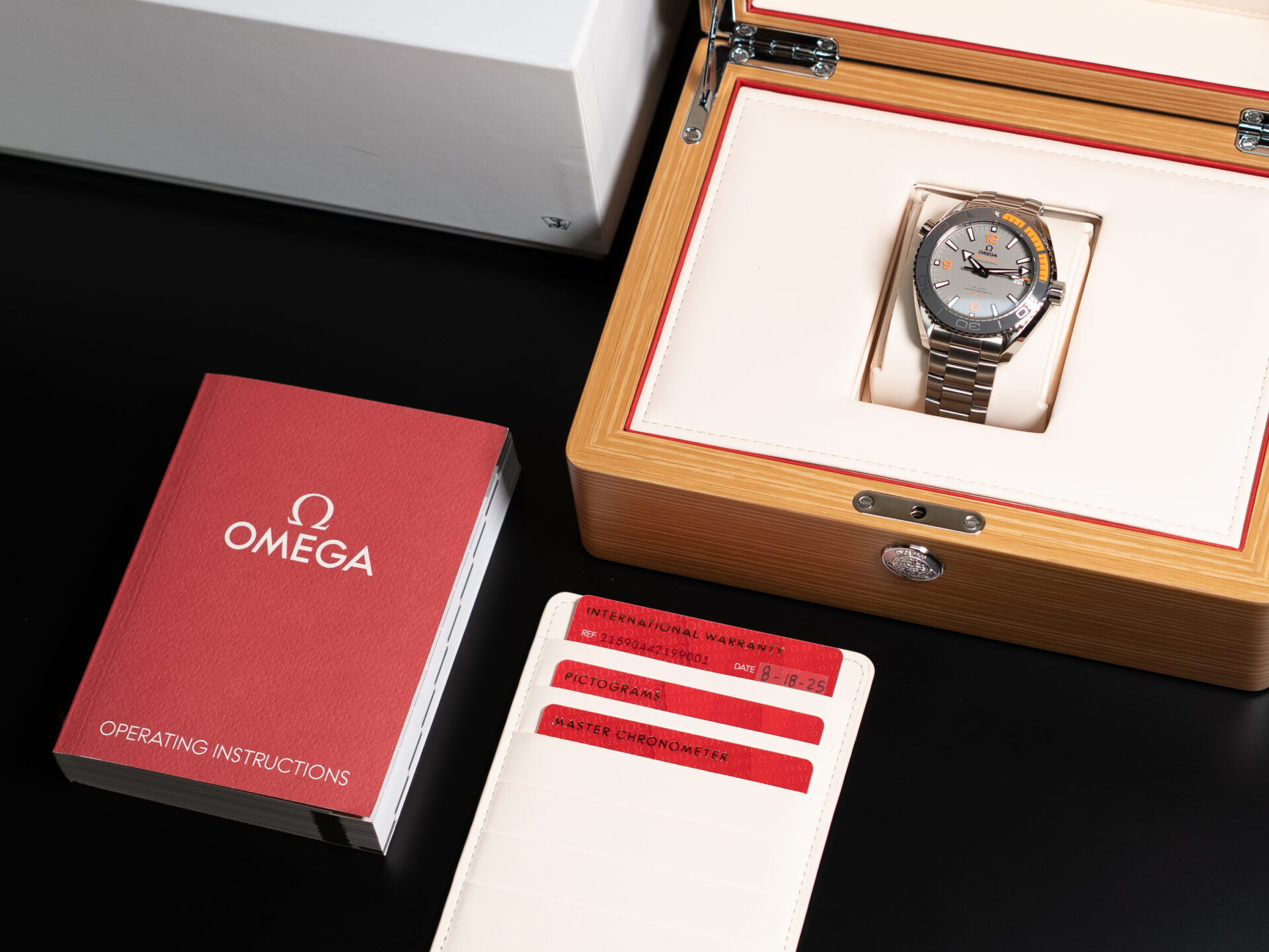 Omega NEW 2025 Seamaster Planet Ocean 600M Titanium - immagine 4