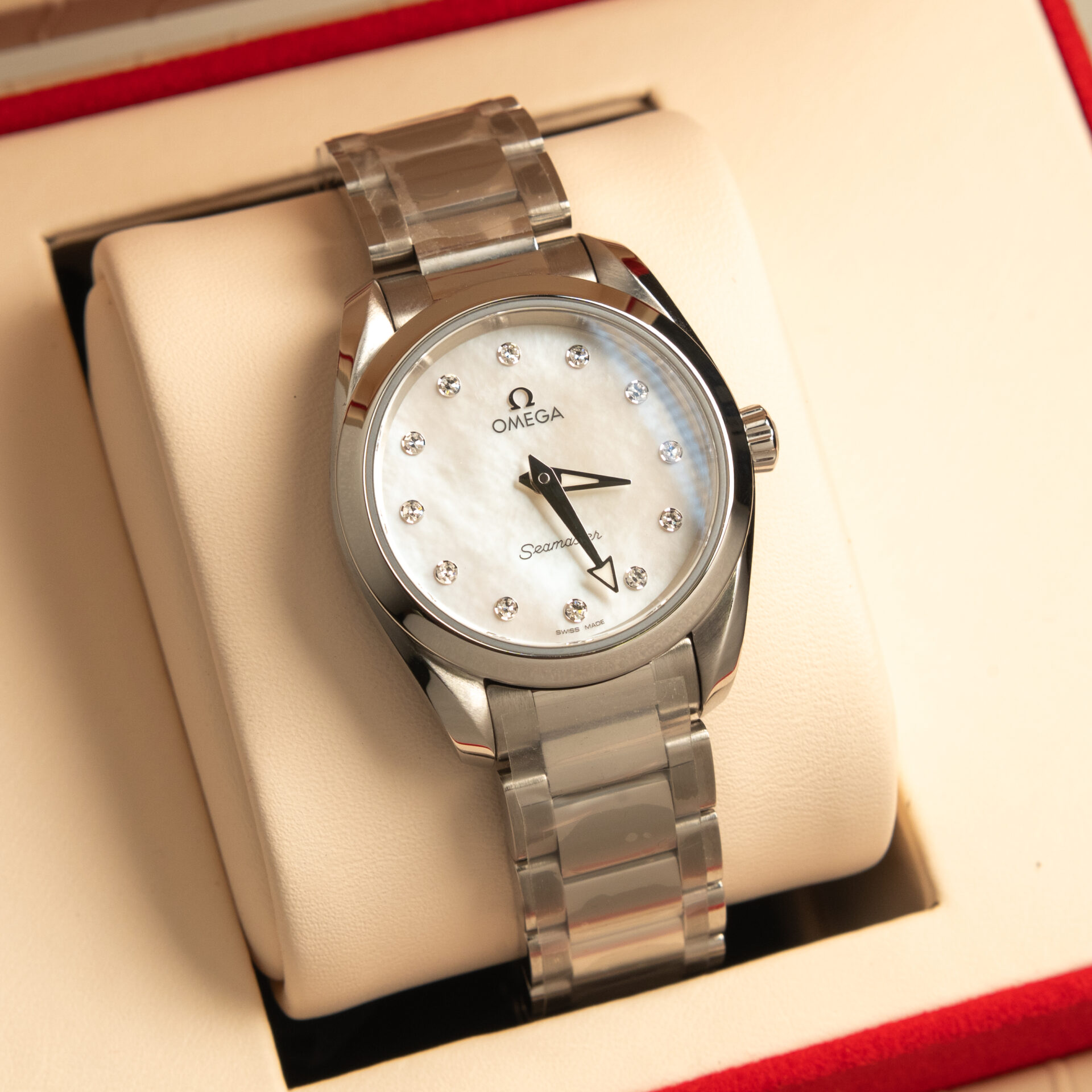 Omega Seamaster NEW Aqua Terra Diamonds Mother of Pearl