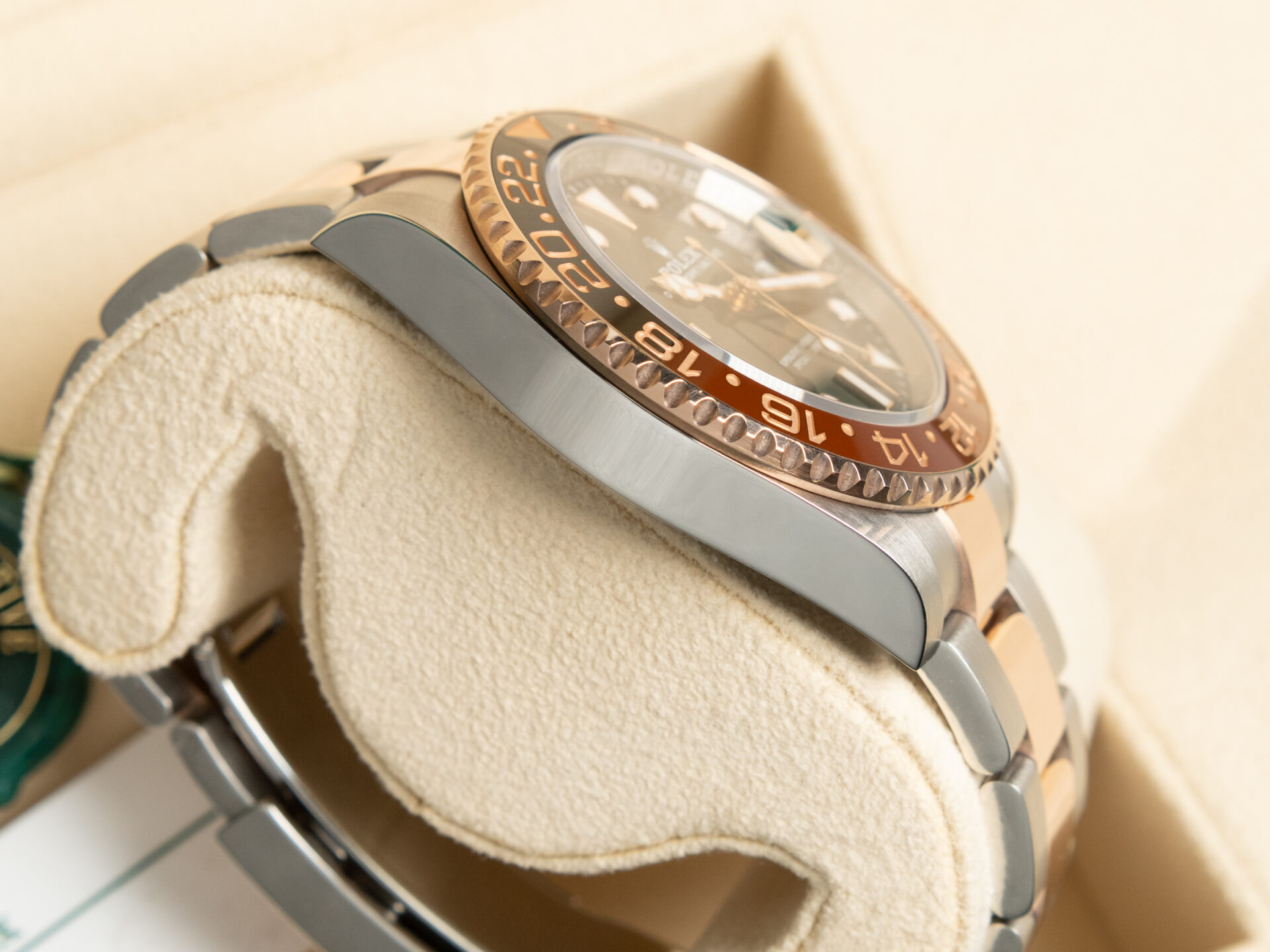 Rolex GMT-Master II Rootbeer 126711CHNR Full Set 2023 - immagine 4
